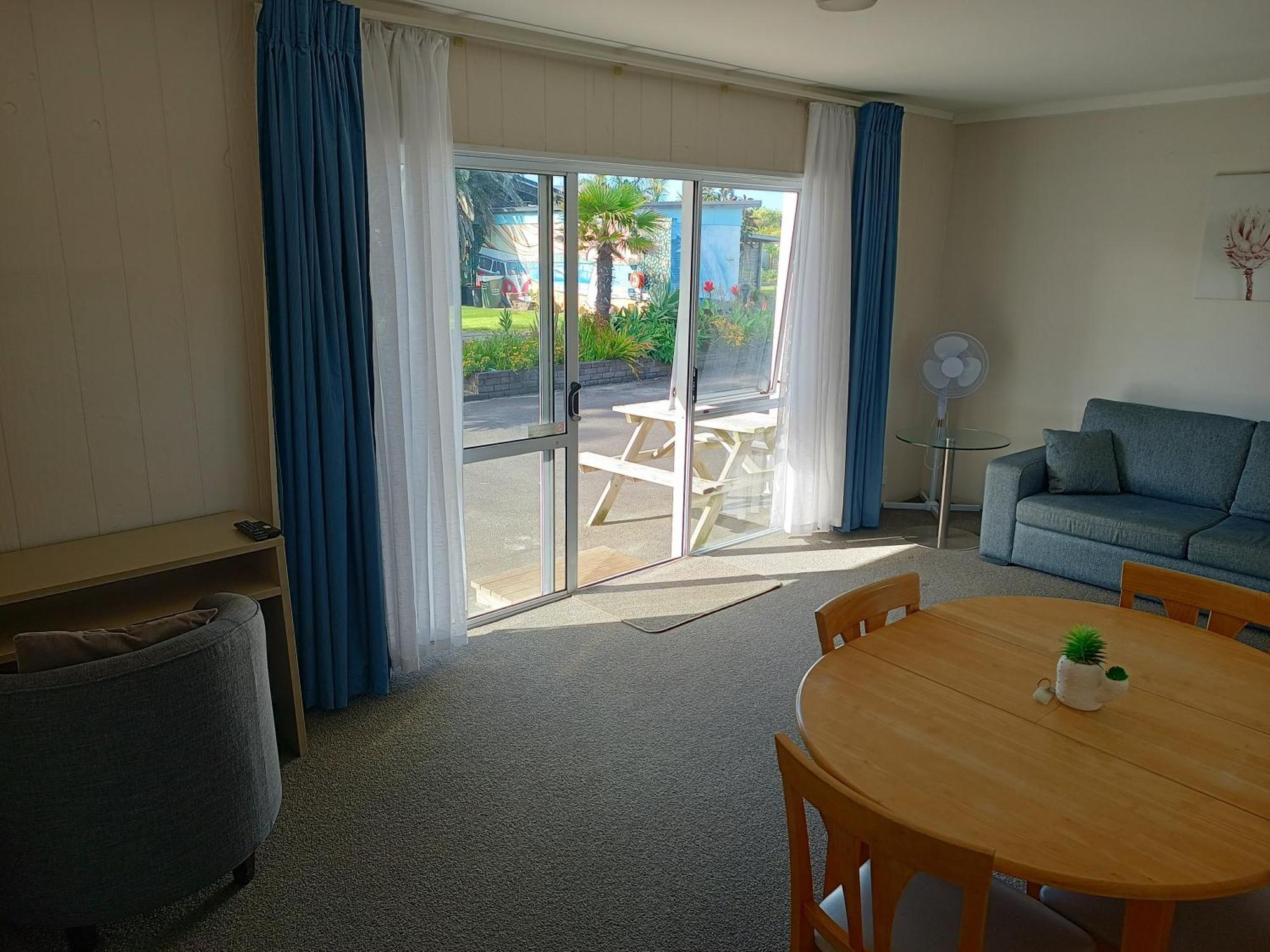 Beaches Motel Waihi Exterior foto